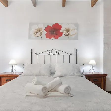 El Cortijo Apartment *